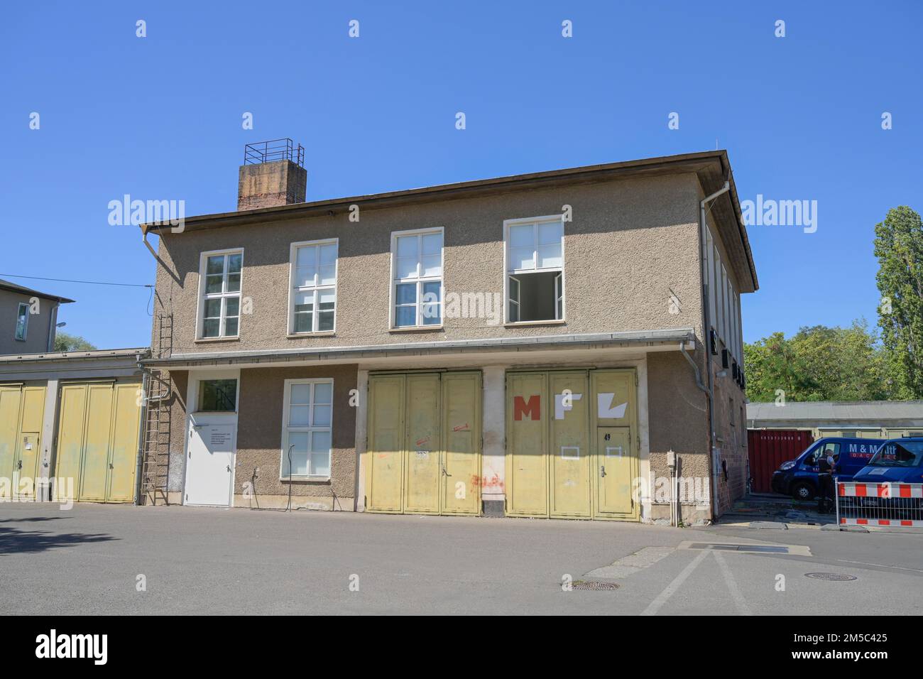 Motorpool, Herzbergstraße, Lichtenberg, Berlin, Deutschland Stockfoto