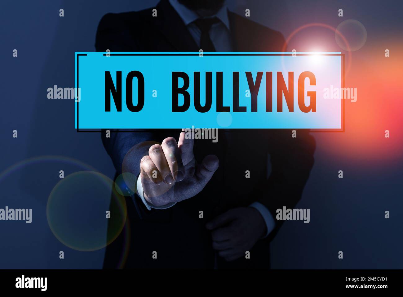 Schild, das kein Mobbing anzeigt. Geschäftsidee stoppt aggressives Verhalten unter Kindern Stockfoto