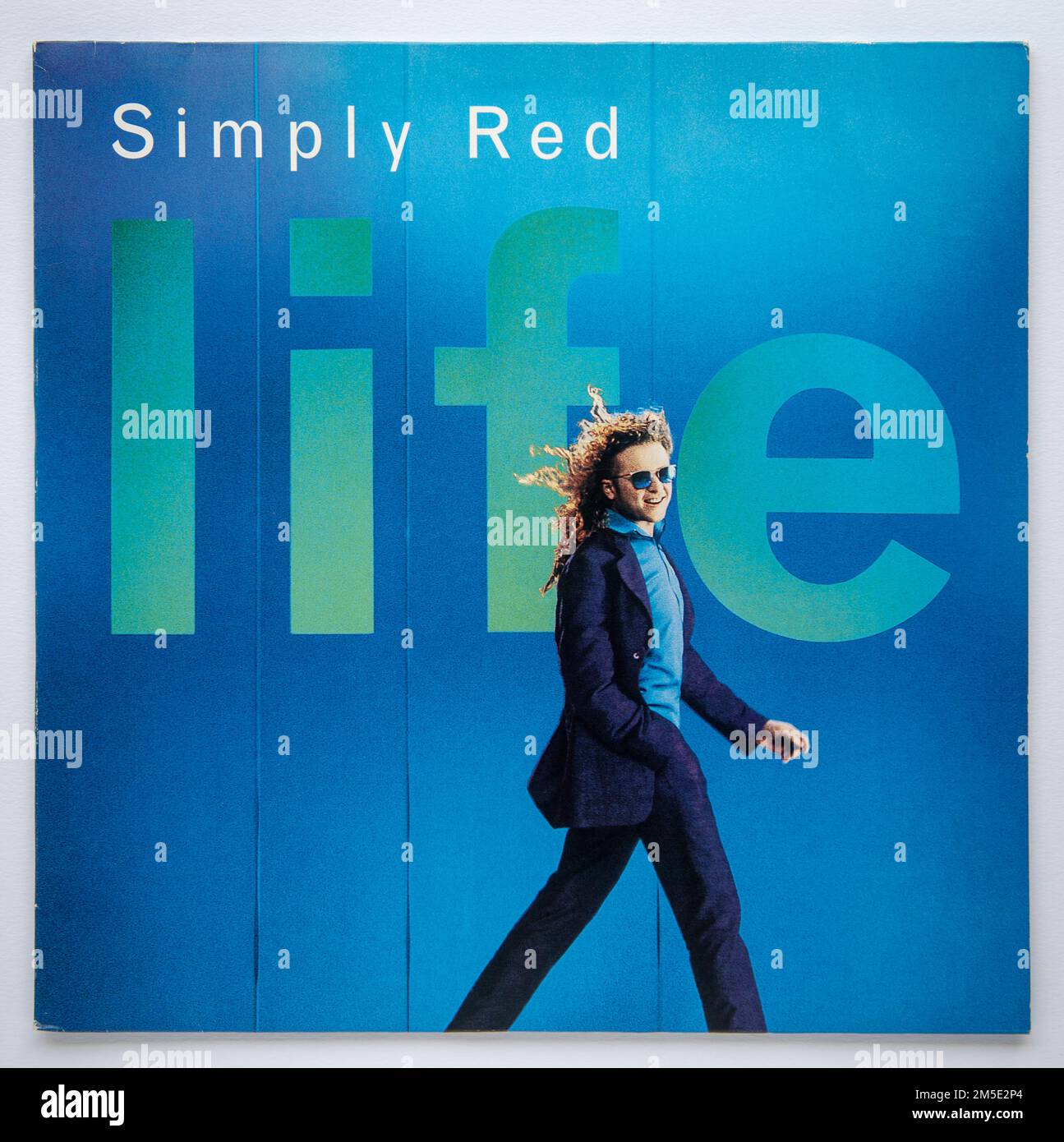 LP Cover of Life, das fünfte Studioalbum von Simply Red, das 1995 veröffentlicht wurde Stockfoto