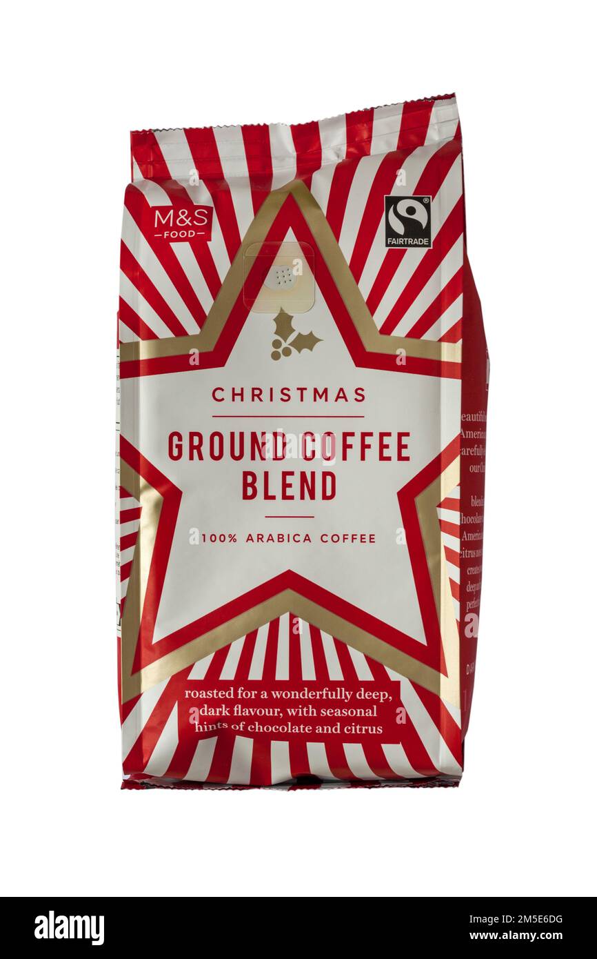Christmas Ground Coffee Blend 100 % Arabica-Kaffee von M&S isoliert auf weißem Hintergrund Stockfoto