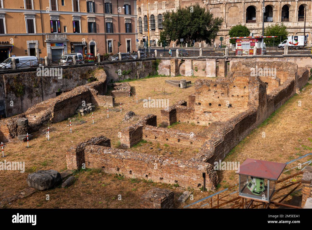 Ruinen von Ludus Magnus, alte große Gladiatorenschule in Rom, Latium, Italien. Stockfoto