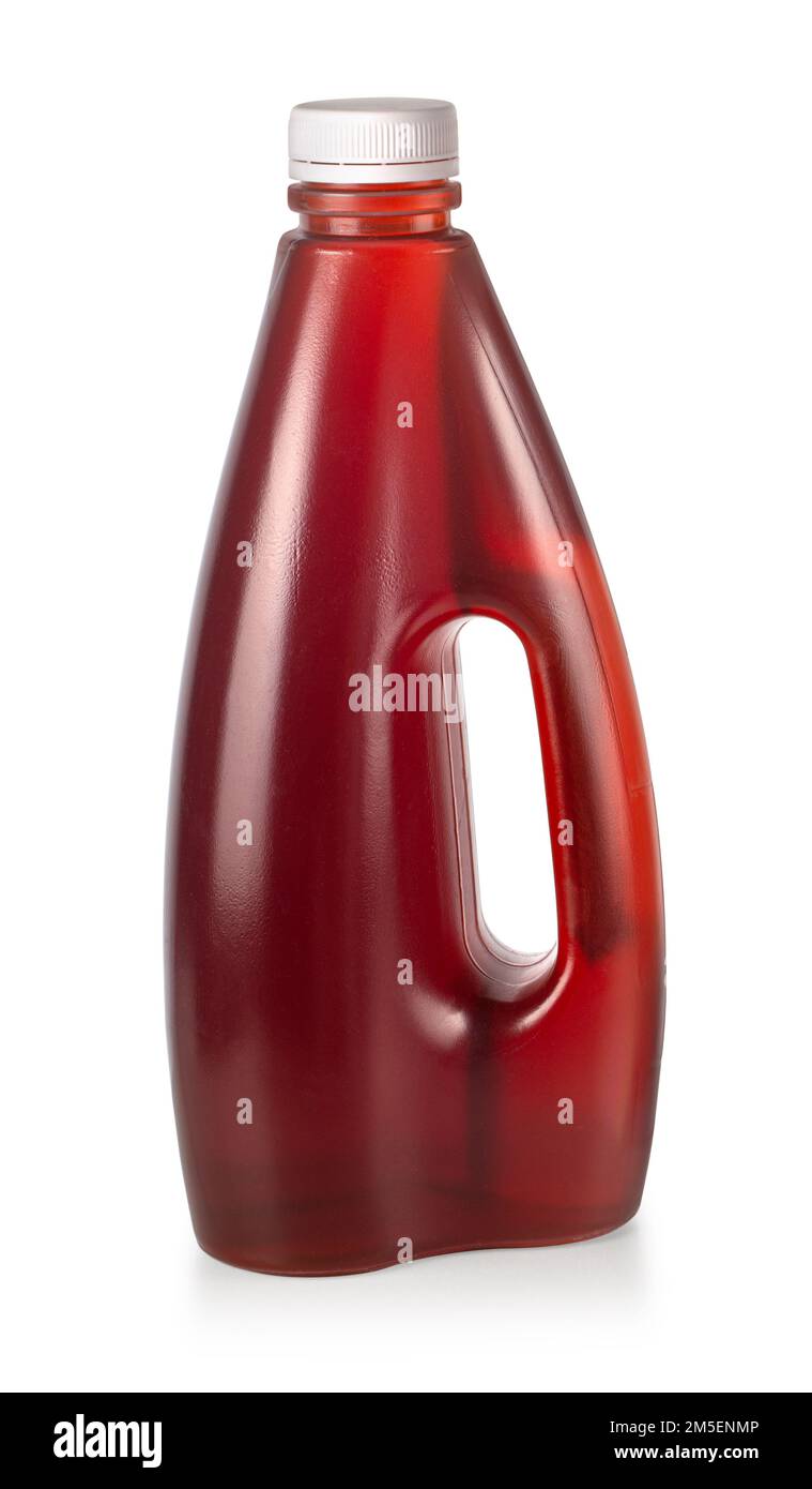 Saftflasche aus Kunststoff mit isoliertem Griff auf weißem Schneideweg Stockfoto