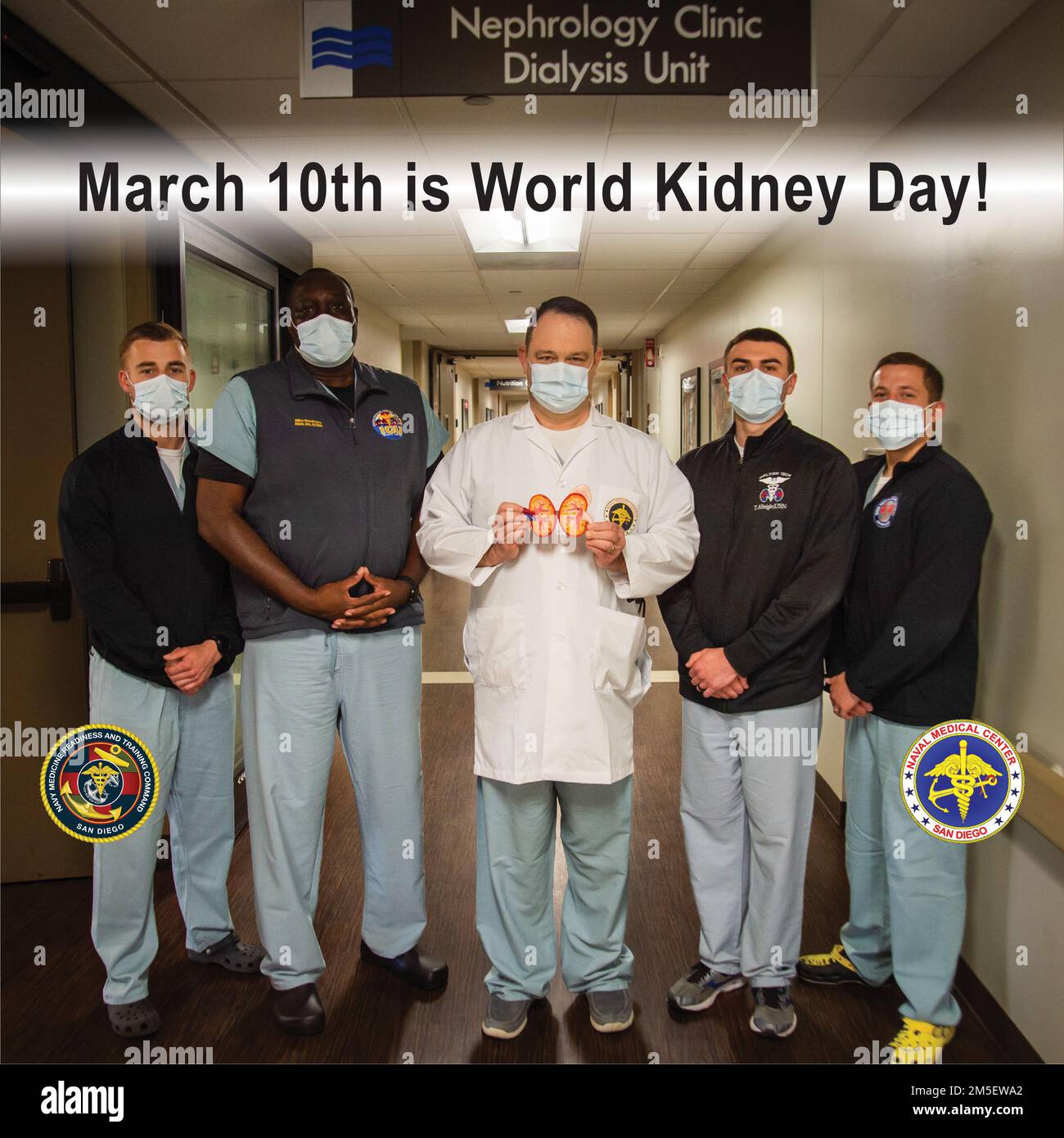 220309-N-XB470-1001 SAN DIEGO (9. März 2022) Ein Navy Medicine Readiness and Training Command (NMRTC) San Diego World Kidney Day Grafik März 9. Die Mission von NMRTC San Diego besteht darin, die Mitglieder des Dienstes auf den Einsatz zur Unterstützung operativer Kräfte vorzubereiten, hochwertige Gesundheitsdienstleistungen zu erbringen und die Zukunft der Militärmedizin durch Ausbildung, Ausbildung und Forschung zu gestalten. NMRTC San Diego beschäftigt mehr als 6.000 aktive Militärangehörige, Zivilisten und Auftragnehmer in Südkalifornien, um Patienten jederzeit und überall erstklassige Versorgung zu bieten. (USA Navy-Grafik von Mass Communication Speci Stockfoto