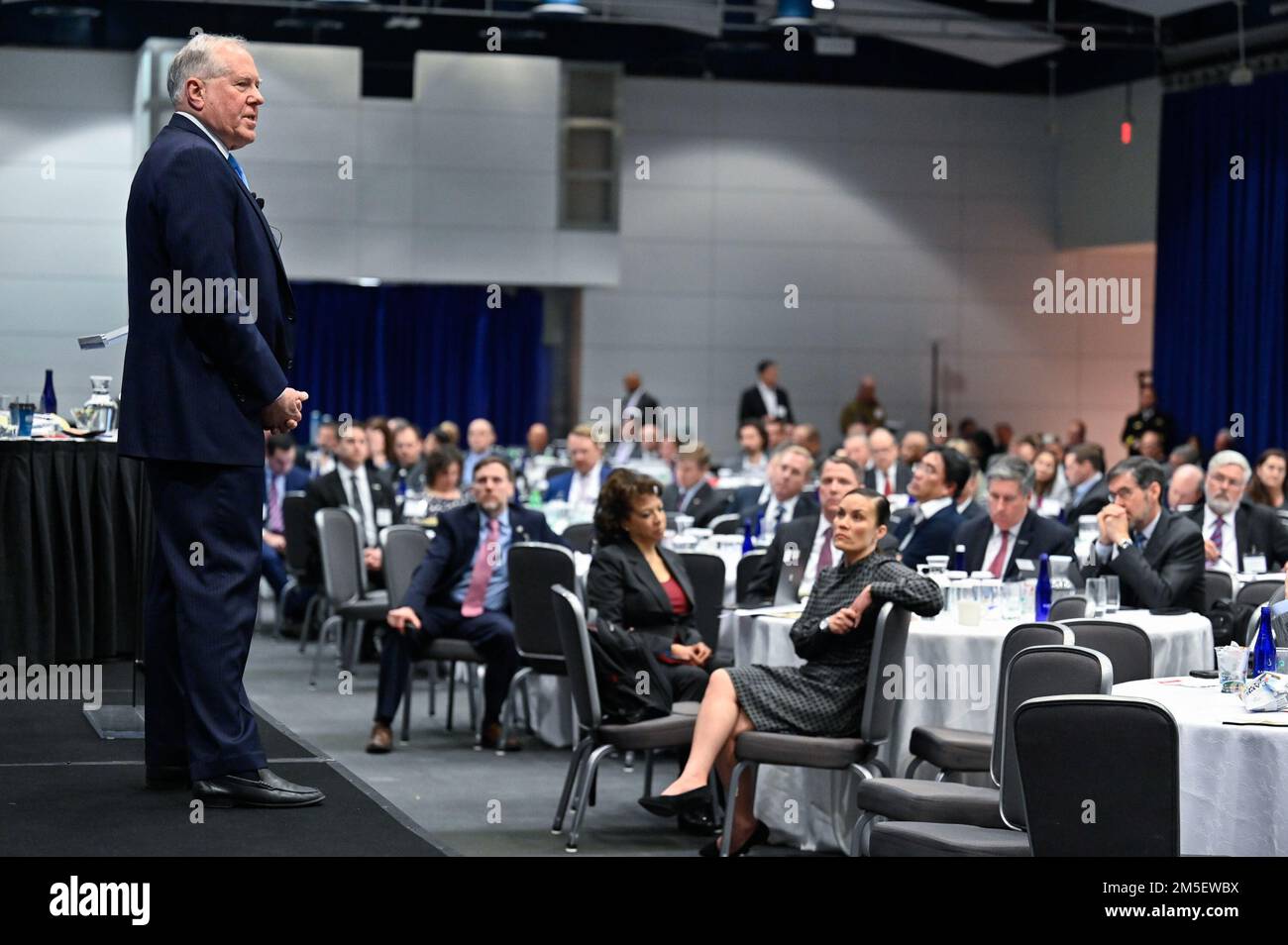 Sekretär der Luftwaffe Frank Kendall spricht auf der McAleese FY2023 Defense Program Conference in Washington, D.C., am 9. März 2022. Kendall sprach über die Herausforderungen und Prioritäten der Abteilung der Luftwaffe. Stockfoto