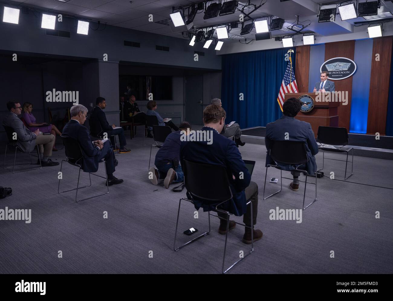 Pentagon Pressesprecher John F. Kirby spricht während eines Pressebriefing, The Pentagon, Washington, D.C., März 14, 2022. (Foto des US-Verteidigungsministeriums Geburtsort: A) Bezirk Kandahar, Provinz Kandahar, Afghanistan. Stockfoto