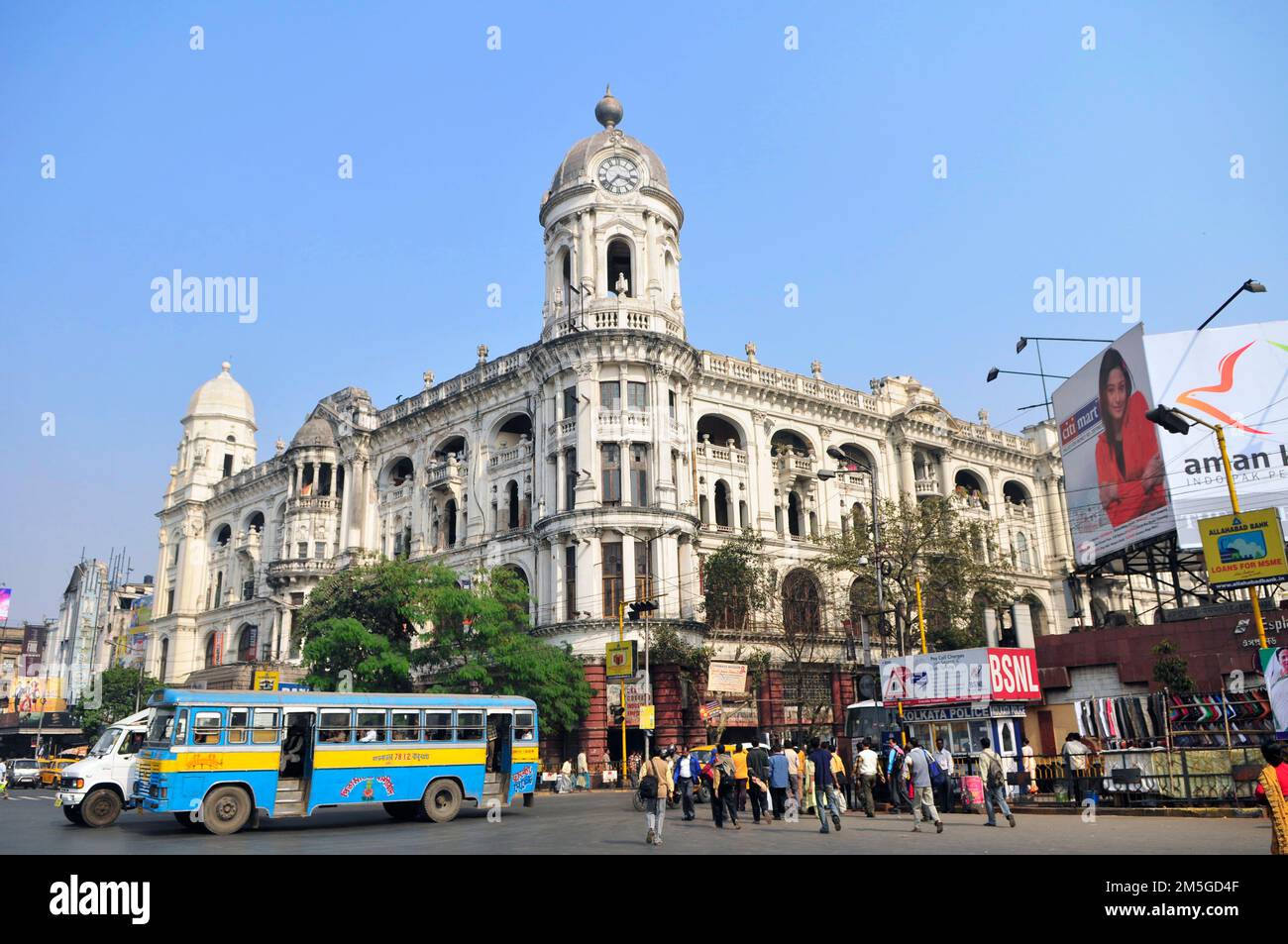 Das Metropolitan-Gebäude auf der Chowringhee Road in Kalkutta, Indien. Stockfoto