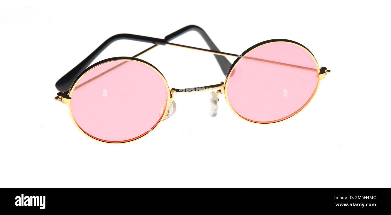 Rosafarbene Brille, isolierte Brille auf weißem Hintergrund. Fehlendes Optimismus-Konzept. Stockfoto