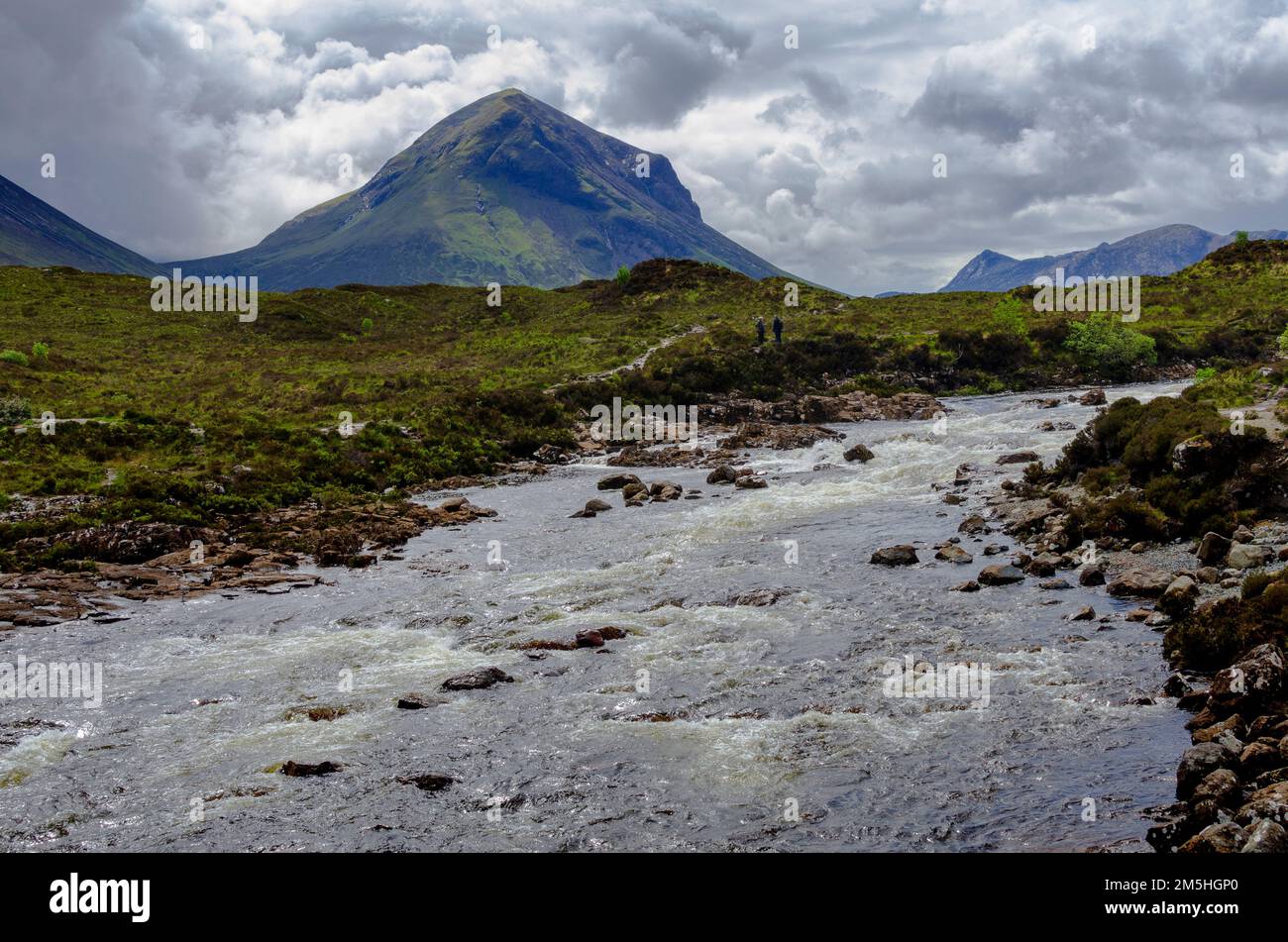 Zwei Wanderungen unter dem Gipfel von Marsco (736m m) in den Red Cullins auf der Isle of Skye Scotland UK Stockfoto