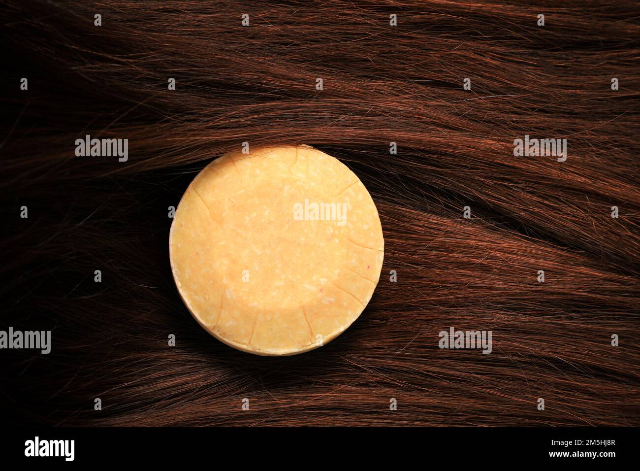 Die Shampoo-Bar ist ein umweltfreundliches, handgemachtes Shampoo mit natürlichen Zutaten Stockfoto