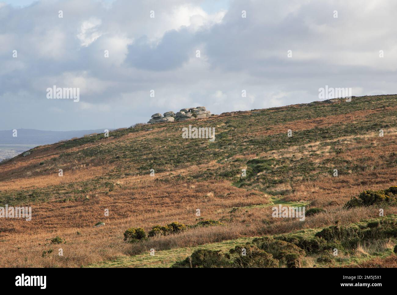 Cornish Moorland Szene mit uralten Felsbrocken Stockfoto