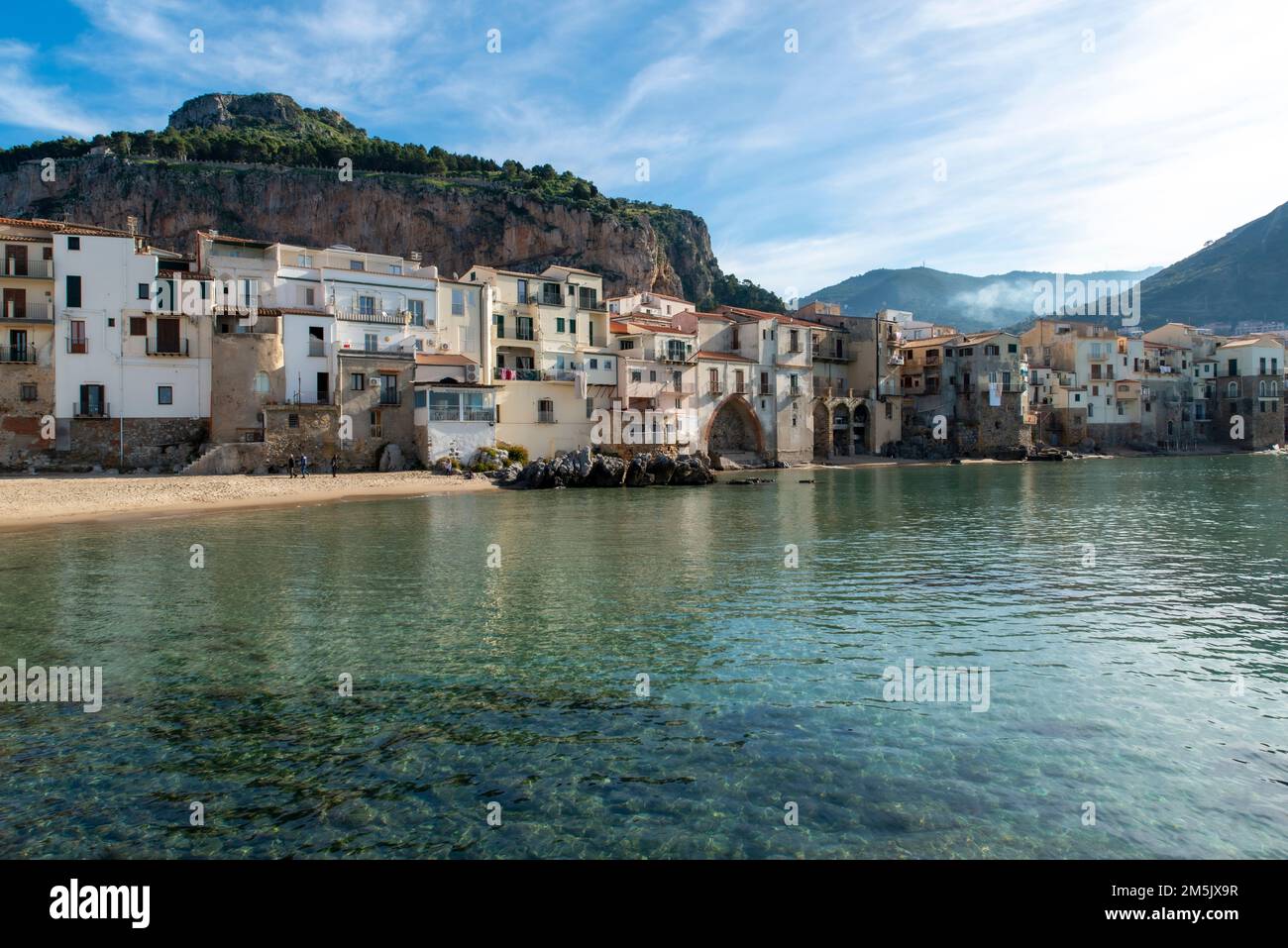 Cefalù Blick auf das Meer Stockfoto