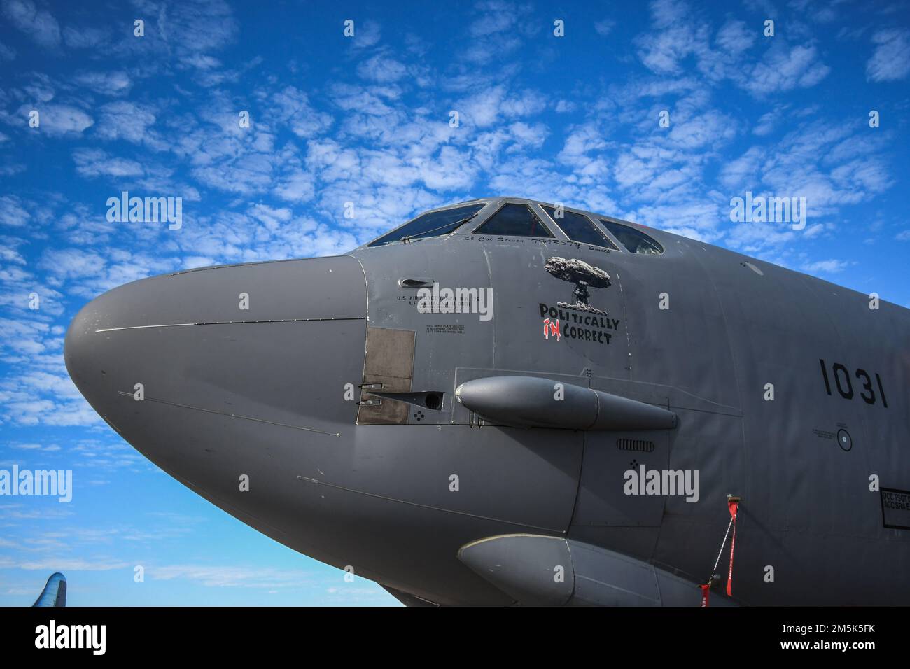Militärflugzeug (Boeing B-52 Stratofortress) auf der MCAS Miramar Air Show 2022 Stockfoto