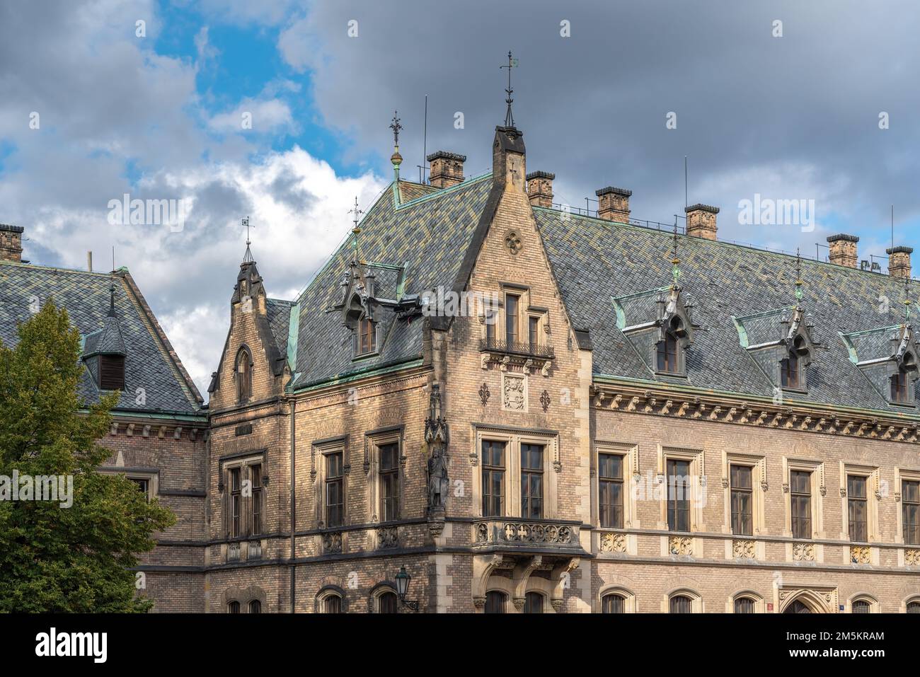 Neue Provost Residenz am St. George Platz in der Prager Burg - Prag, Tschechische Republik Stockfoto