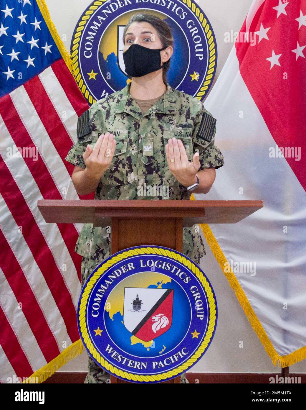 The commander of logistics group western pacific -Fotos und ...