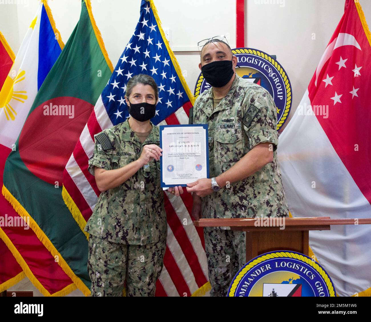 The commander of logistics group western pacific -Fotos und ...