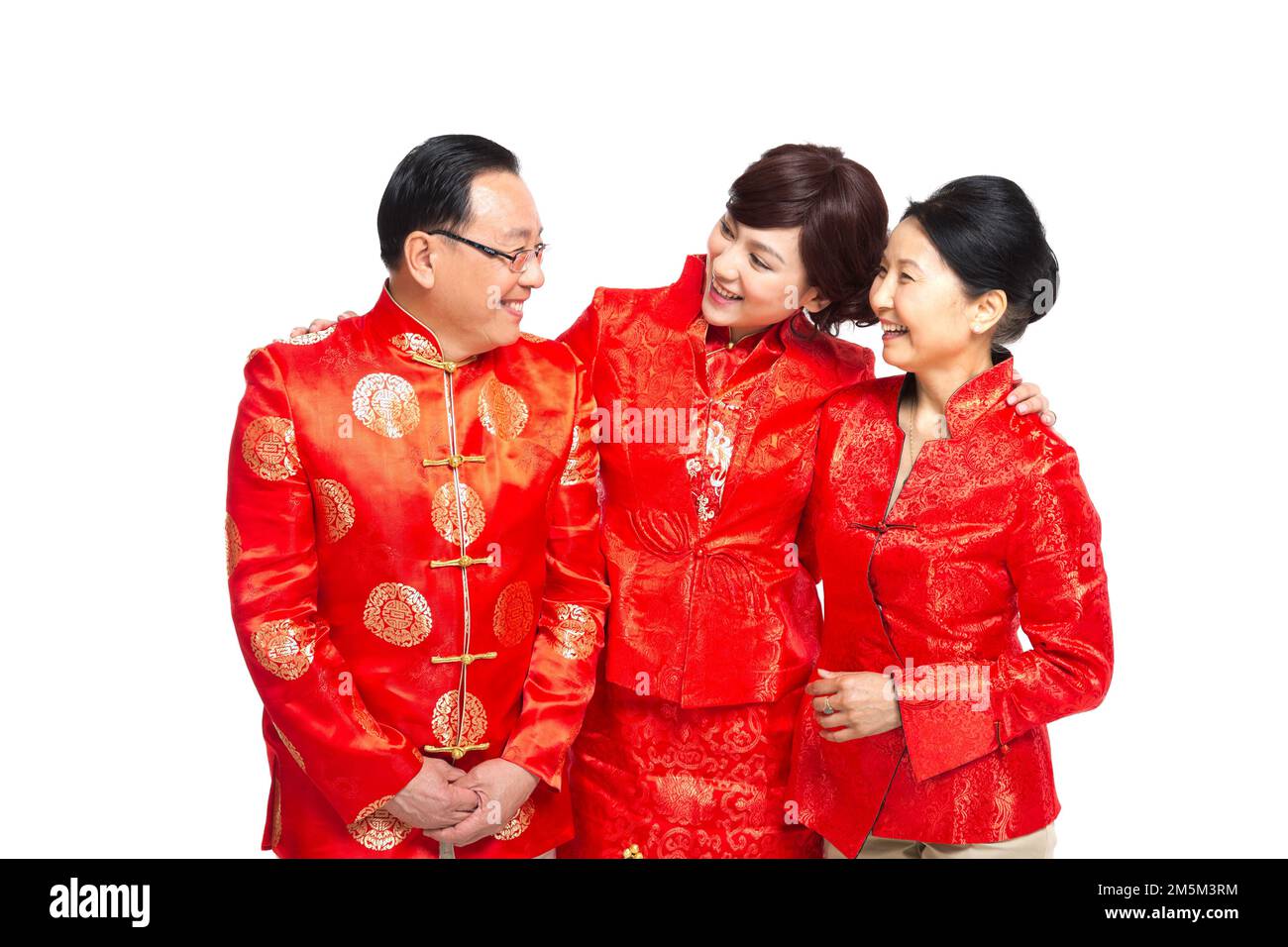 Frohe chinesische Neujahrskostümfamilie Stockfoto