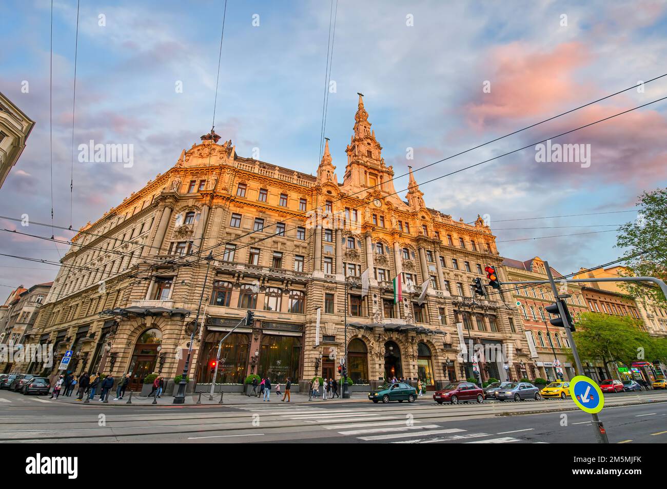 Budapest, Ungarn. New York Cafe, eines der schönsten Cafés der Welt, in einem Luxushotel Stockfoto