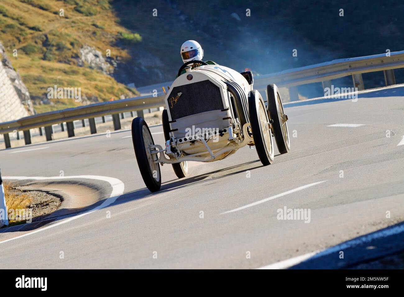 Blitzen Benz, erbaut im Jahr 1909, beim Bergreennen Bernina Gran Turismo im Rahmen der International Automobile Weeks, St. Moritz, Engadine Stockfoto