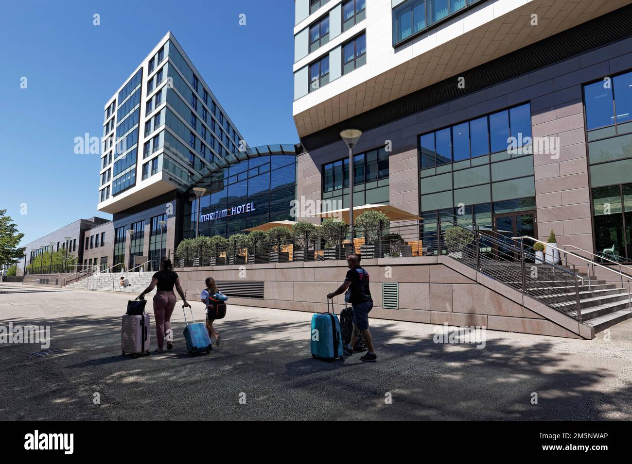 Hotels Am Flughafen Düsseldorf Mit Parken www.alamy.de