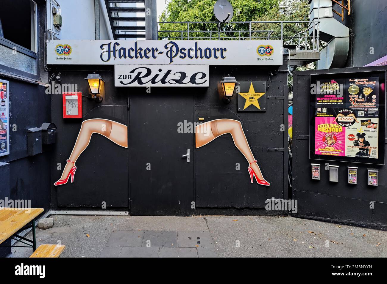 Zur Ritze, Hamburger Kult-Pub, Reeperbahn, St. Pauli, Hamburg, Deutschland Stockfoto
