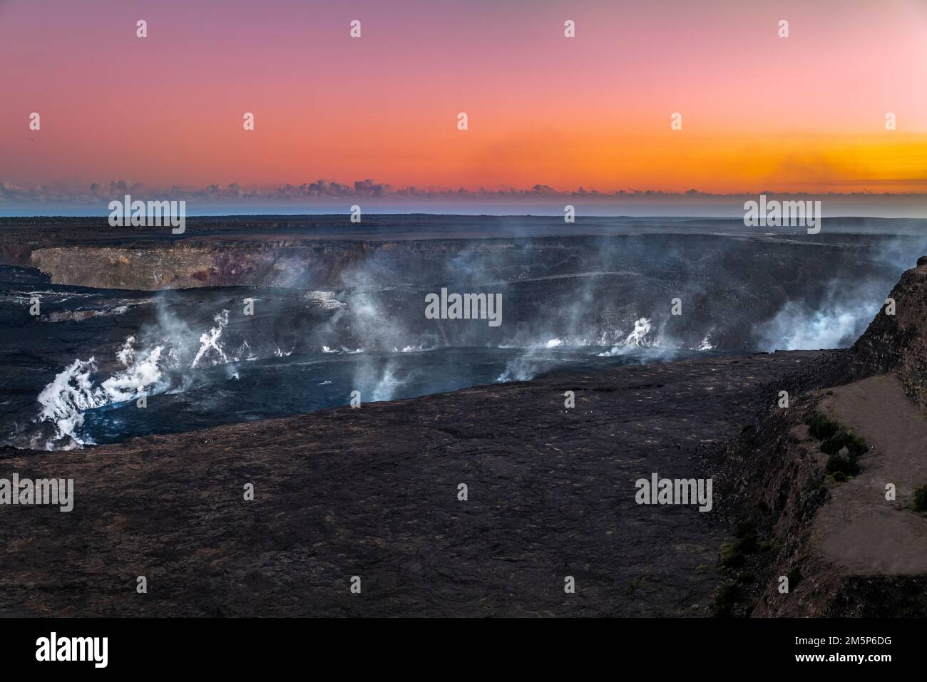 KILAUEA CALDERA VULKANE VULKANE IM NATIONALPARK HAWAII HAWAII USA Stockfoto