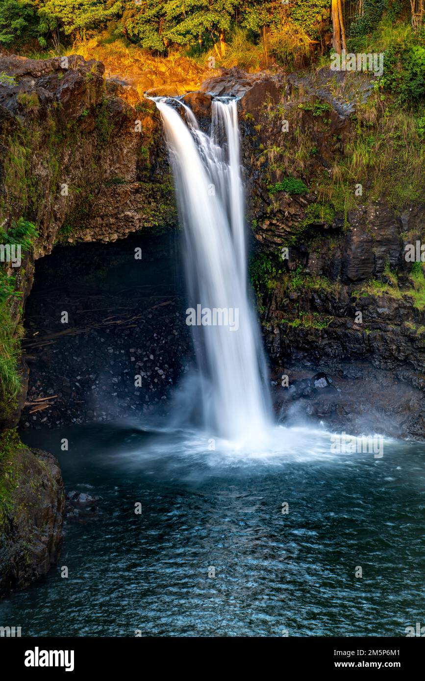 REGENBOGENFÄLLE HILO HAWAII HAWAII USA Stockfoto