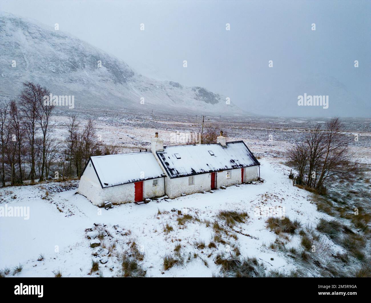 Winterschnee auf Glen Coe in Blackrock Cottage, Scottish Highlands, Schottland, Großbritannien Stockfoto