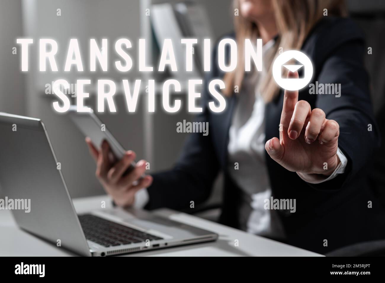 Texttitel, der Übersetzungsservices präsentiert. Business-Showcase-Organisation, die Menschen die Möglichkeit gibt, Sprache zu übersetzen Stockfoto