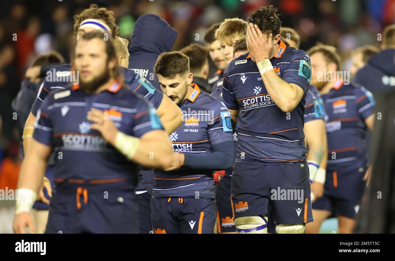 Die Spieler von Edinburgh reagieren nach dem United Rugby Championship 1872 Cup Decider im BT Murrayfield Stadium in Edinburgh. Foto: Freitag, 30. Dezember 2022. Stockfoto