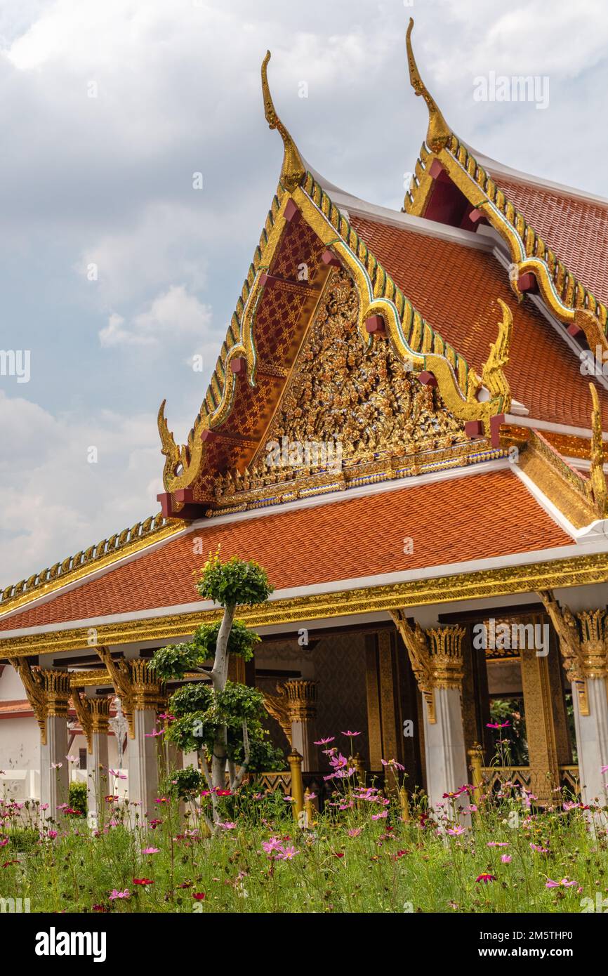 Wat Ratchanatdaram Woravihara (Tempel der königlichen Nichte) - thailändischer buddhistischer Tempel in Bangkok, Thailand. Stockfoto