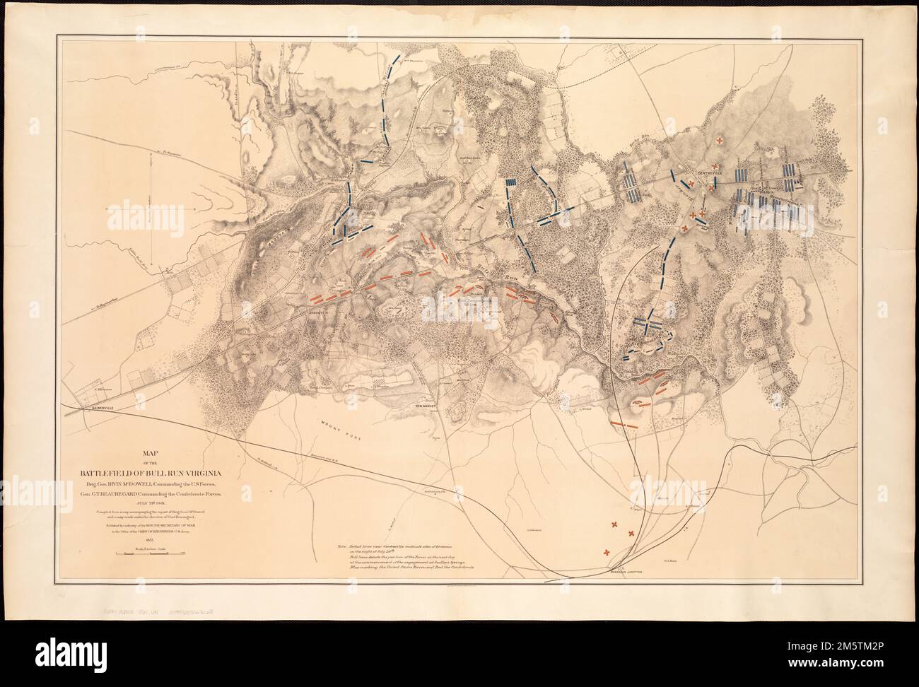 Karte des Schlachtfeldes von Bull Run, Virginia. Brigg. Gen. Irvin McDowell kommandiert die US-Streitkräfte, Gen. G.T. Beauregard kommandiert die konföderierten Streitkräfte, Juli 21. 1861. Gibt Straßen, Eisenbahnen, Hachuren, Vegetation, Entwässerung, Dörfer, Häuser, Zäune und Namen der Bewohner. Gepunktete Linien in der Nähe von Centreville weisen auf Orte von [Union] Bivouaks in der Nacht des 20. Juli hin. Volle Linien kennzeichnen die Position der Streitkräfte am nächsten Tag zu Beginn des Einsatzes in Sudley's Springs; blaue Markierung der US-Streitkräfte und rote Markierung der Konföderierten." Beschreibung abgeleitet aus veröffentlichtem Latz Stockfoto