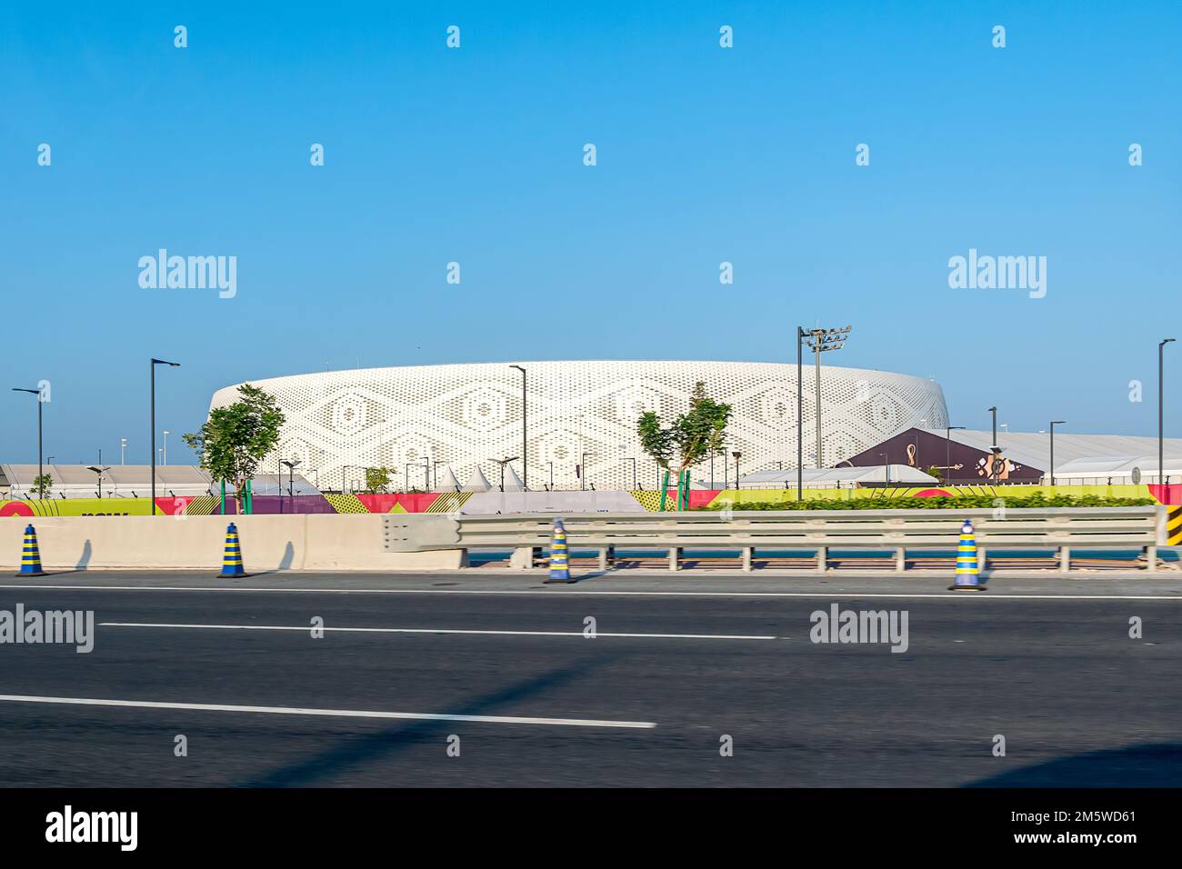 Ein allgemeiner Blick auf das Al Thumama Stadium, einer der Veranstaltungsorte für das FIFA Katar-Fußballweltmeisterschaftsturnier 2022. Stockfoto