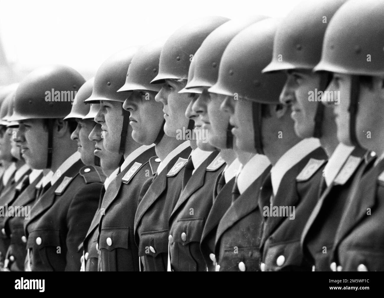 Nach der Ankunft des sowjetischen Staats- und Parteichefs Leonid Breschnew durch Willy Brandt am 18. 5. 1973 hatte die Regierung ihr erstes Treffen mit Leonid Stockfoto