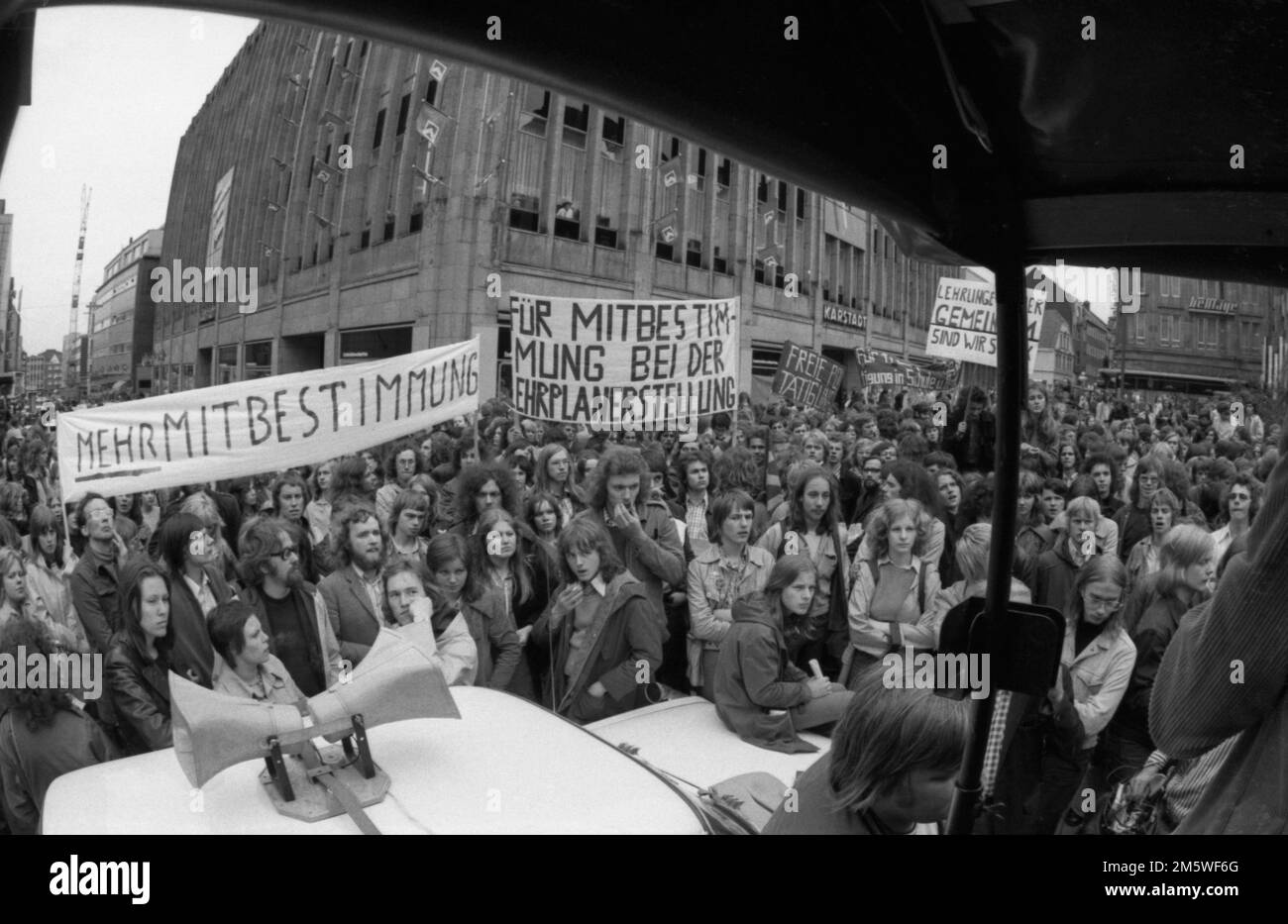 Die Schuelermitverantwortung (SMV) hat sich am 1. Juli 1974 mit einem Kongress und danach für die Mitbestimmung von Studierenden und Auszubildenden eingesetzt Stockfoto