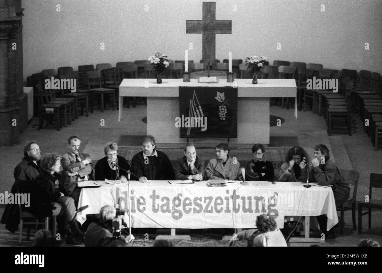 Squatters, Forum in the Gethsemane Church, Wolfgang Thierse (1. von rechts), Ibrahim Boehme (2.), Baerbel Bohlen (4. von links), Pastor Bernd Stockfoto