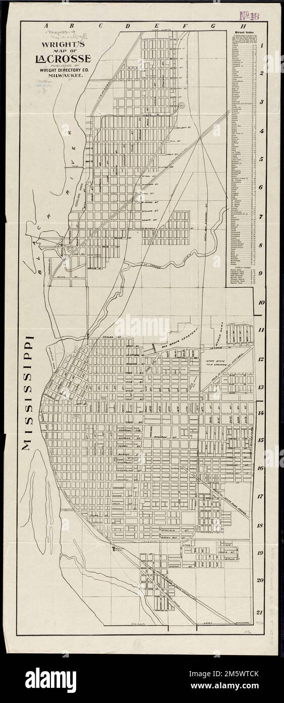 Wrights Karte von La Crosse. Enthält Straßenverzeichnis. Zu den Sehenswürdigkeiten zählen Parks, Bahnhöfe, Friedhöfe, die Brücke über den Black River im Copeland Park, Burns Park, Cameron Park, Copeland Park, Inter State Fair Grounds, Myrick Park, State Normal School, Riverside Park, Spence Park, Oak Grove Friedhof, La Crosse River alte und neue Kanäle, Kloster, Krankenhaus, John Gund Brewing Company... Karte von La Crosse. Karte von La Crosse, Wisconsin , La Crosse , County , La Crosse Stockfoto