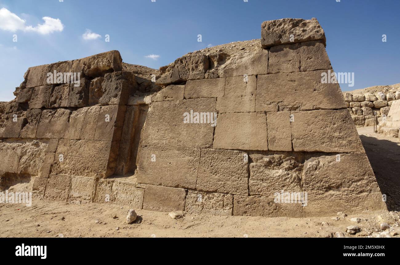 Pyramiden von Gizeh auf dem Gizeh-Plateau, Kairo, Ägypten Stockfoto