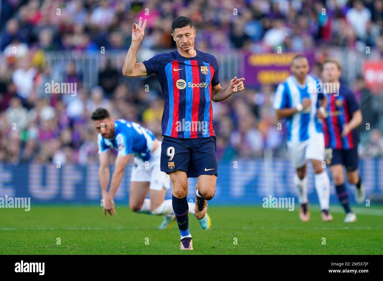 Während des Spiels La Liga zwischen dem FC Barcelona und dem RCD Espanyol am 31. Dezember 2022 im Spotify Camp Nou Stadium in Barcelona, Spanien. (Foto: Sergio Ruiz / PRESSIN) Stockfoto