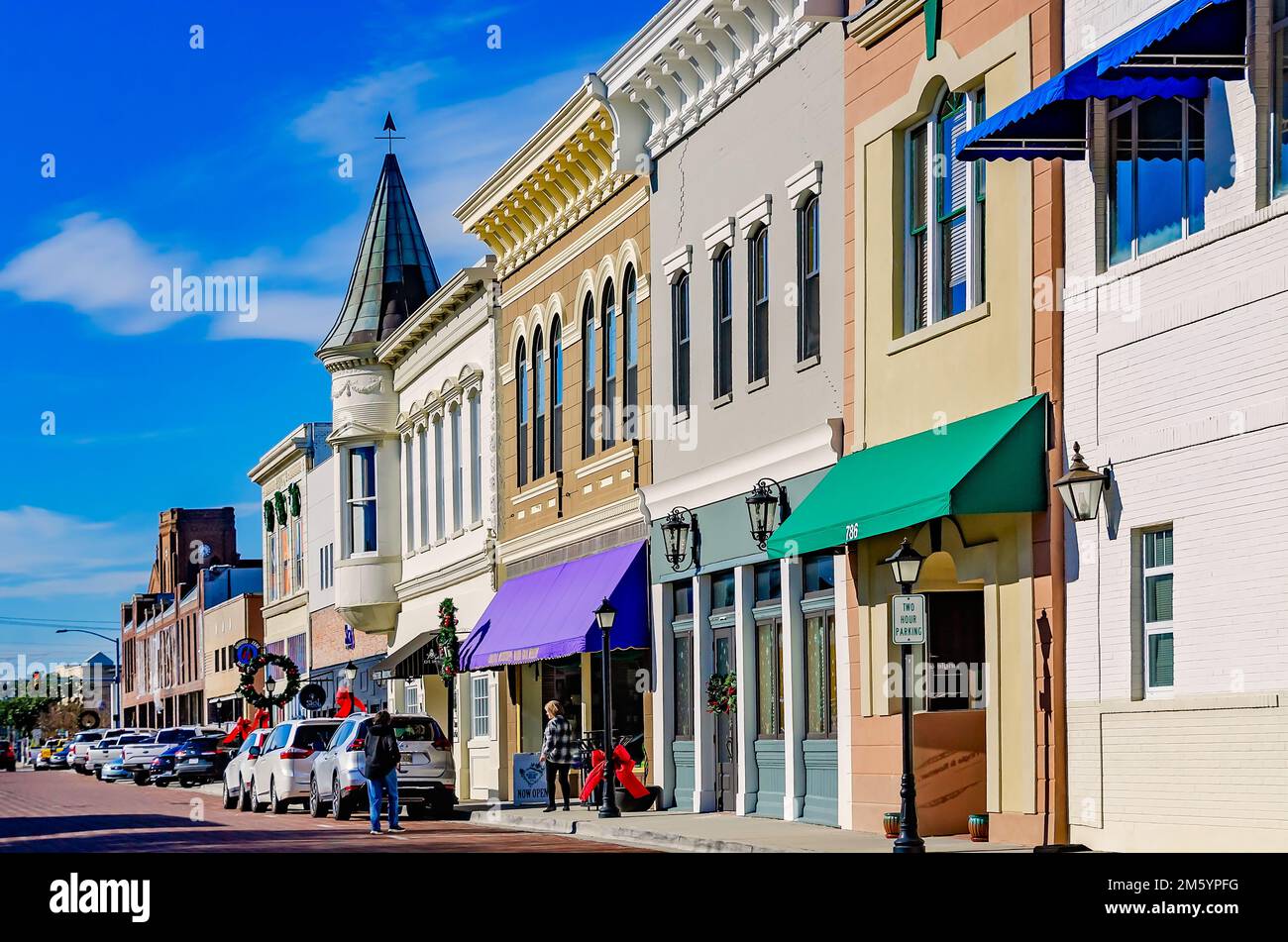 Die Howard Avenue ist am 28. Dezember 2022 in Biloxi, Mississippi, abgebildet. Die Gegend wird gerade neu belebt. Stockfoto