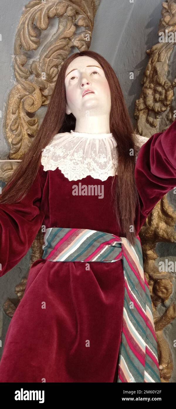 La Capilla de la Vera Cruz es una iglesia del siglo XVI que fue reformada por Joaquín Churriguera en el siglo XVIII, lo que le da aspecto barroco. Stockfoto