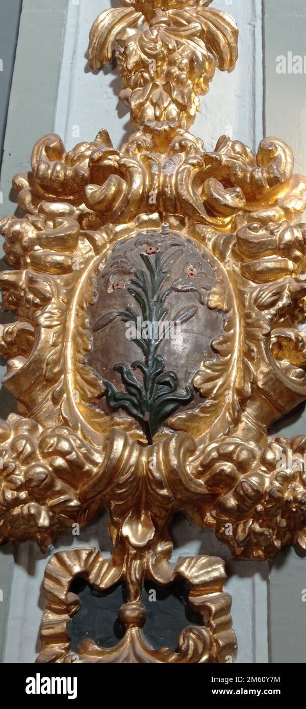 La Capilla de la Vera Cruz es una iglesia del siglo XVI que fue reformada por Joaquín Churriguera en el siglo XVIII, lo que le da aspecto barroco. Stockfoto