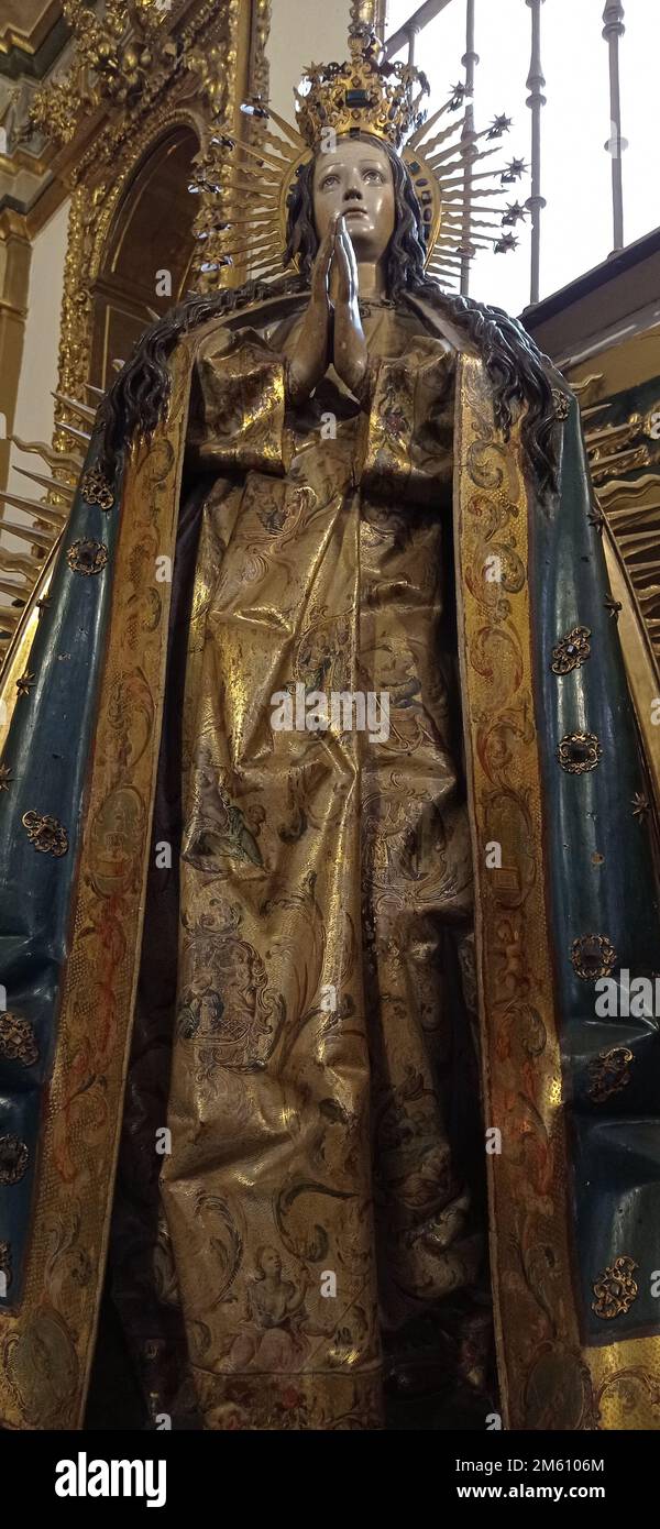 La Capilla de la Vera Cruz es una iglesia del siglo XVI que fue reformada por Joaquín Churriguera en el siglo XVIII, lo que le da aspecto barroco. Stockfoto