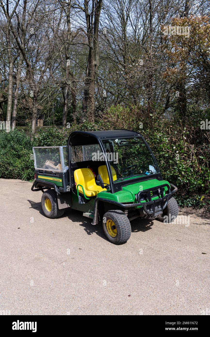 John Deere Gator Buggy auf Hampstead Heath Transport Stockfoto