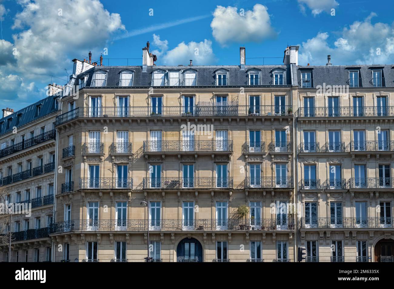 Paris, luxuriöse pariser Fassade im 5e. Arrondissement, Rue Gay-Lussac Stockfoto