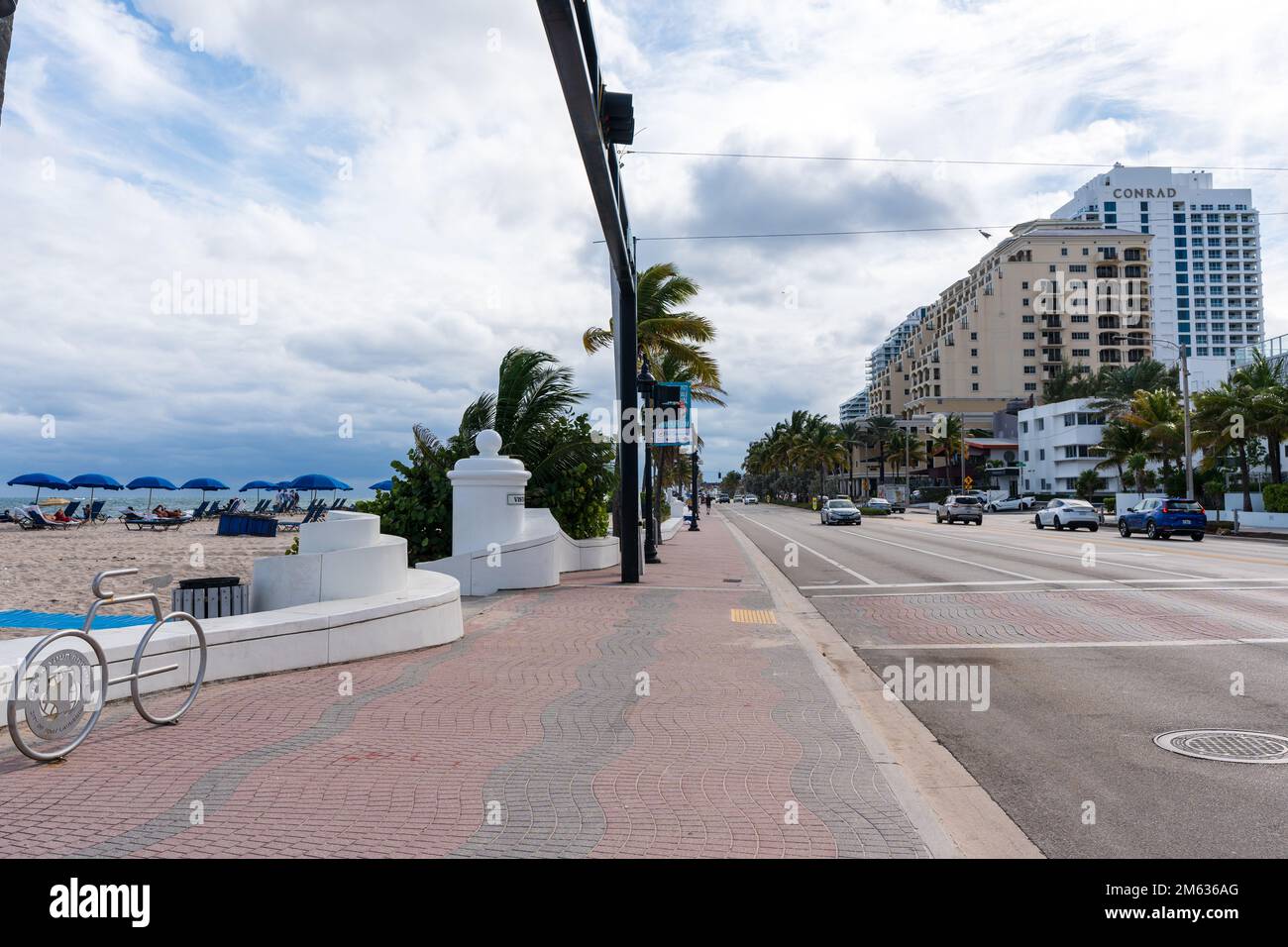 Ft Lauderdale, FL, Vereinigte Staaten - November 19 2022 : Fort Lauderdale Beach Playa las Olas Beach. N Fort Lauderdale Beach Blvd. Stockfoto