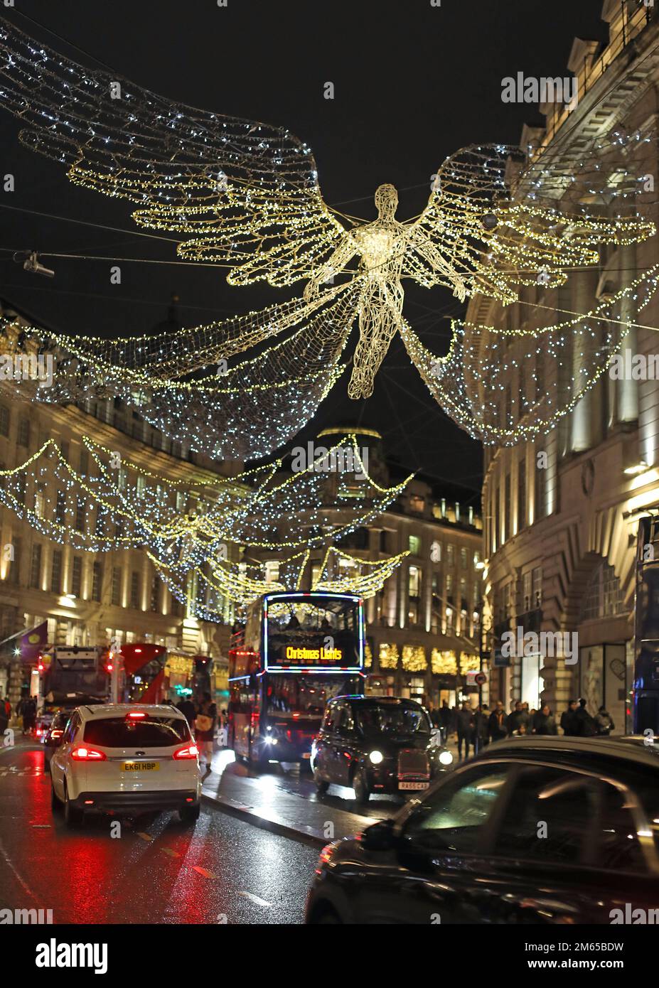 Weihnachtsbeleuchtung in London Stockfoto