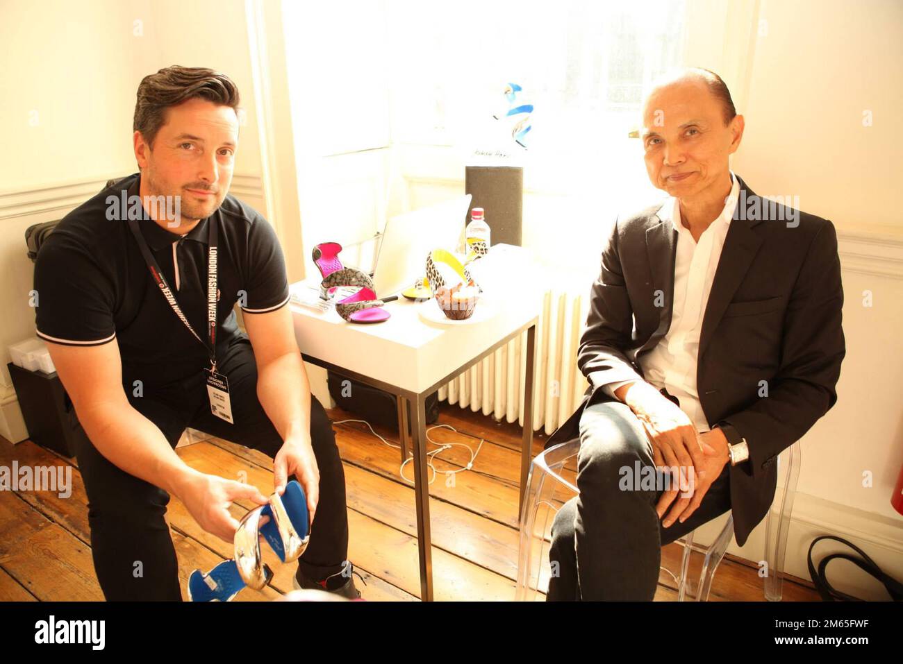 Jimmy Chow mit seiner Nichte Lucy Chow... Stockfoto