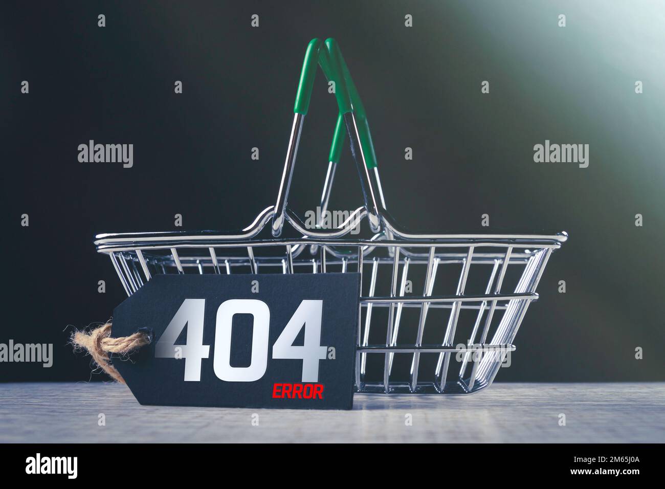 Seite nicht gefunden. Fehler 404. Einkaufswagen und Preisschild. Hoppla, Ende der Site... Stockfoto