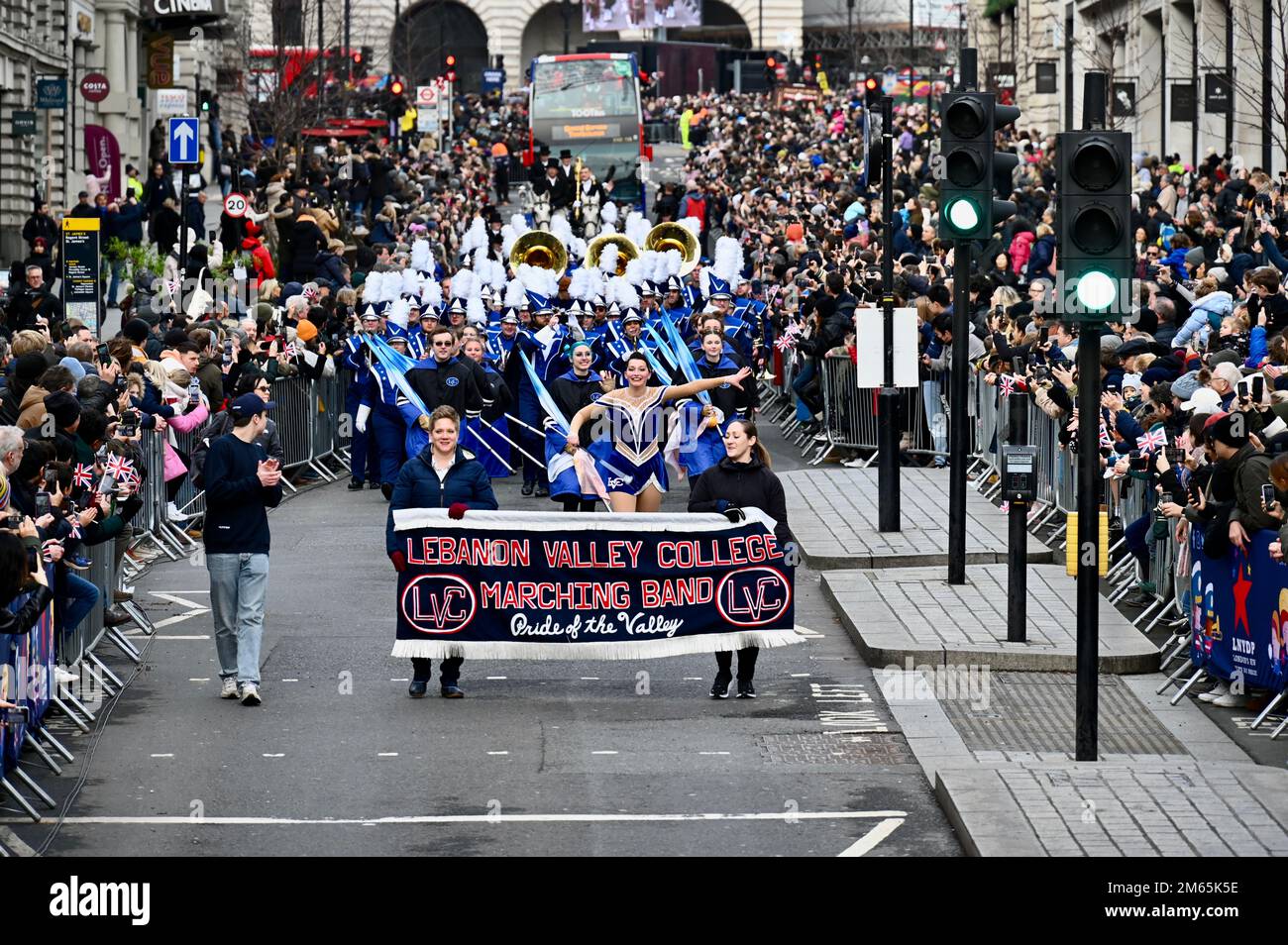 Lebanon Valley College Marching Band, Londons Silvesterparade, London. UK Stockfoto