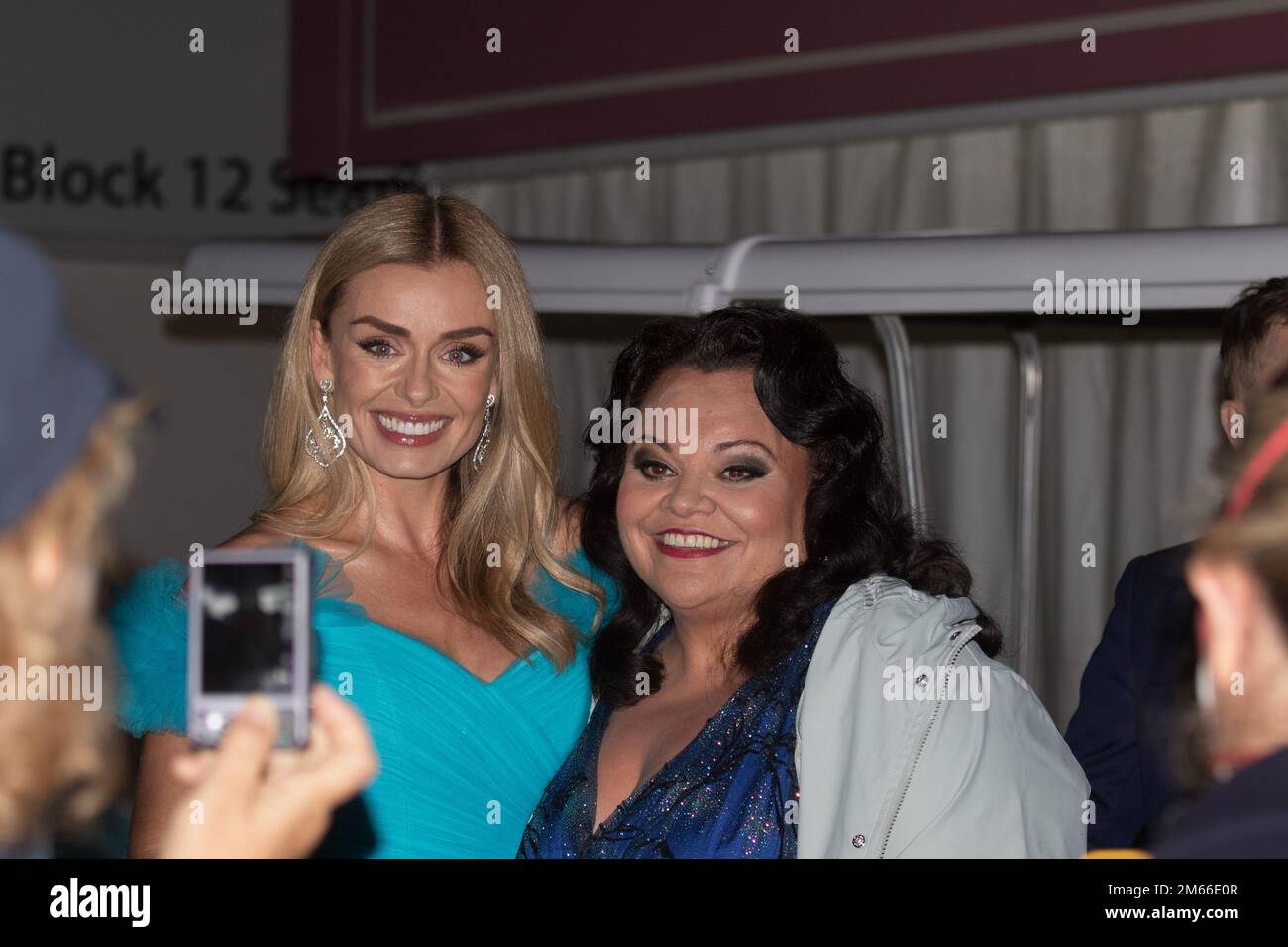 Katherine Jenkins und Keala Settle - Royal Windsor Horse Show 2022 Stockfoto